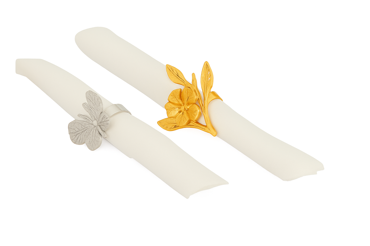 Kelebek ve çiçek figürlü altın ve gümüş renkli pirinç peçete yüzükleri